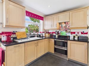 Kitchen area- click for photo gallery